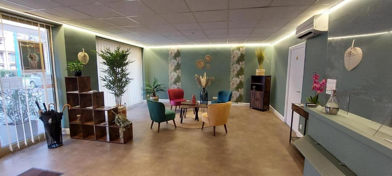 Parisien Hotel 2*