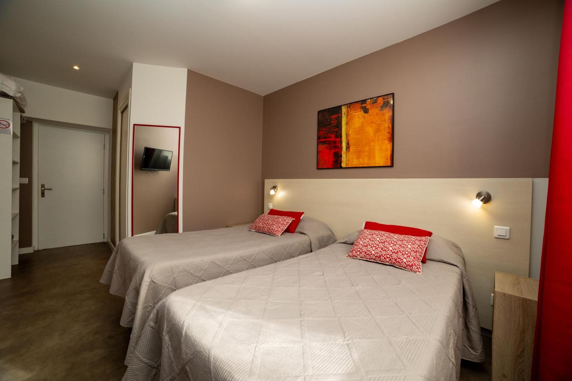 Hotel Parisien 2*