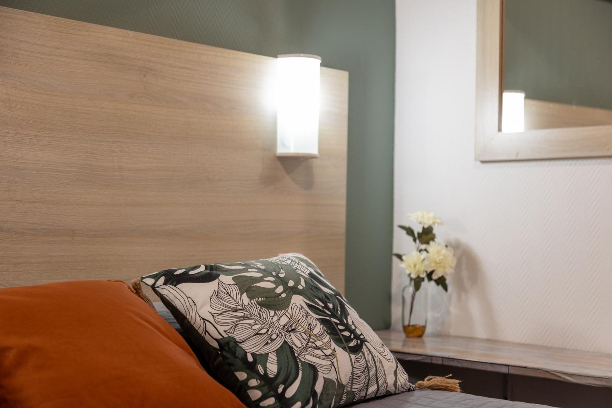 Hotel Parisien 2*