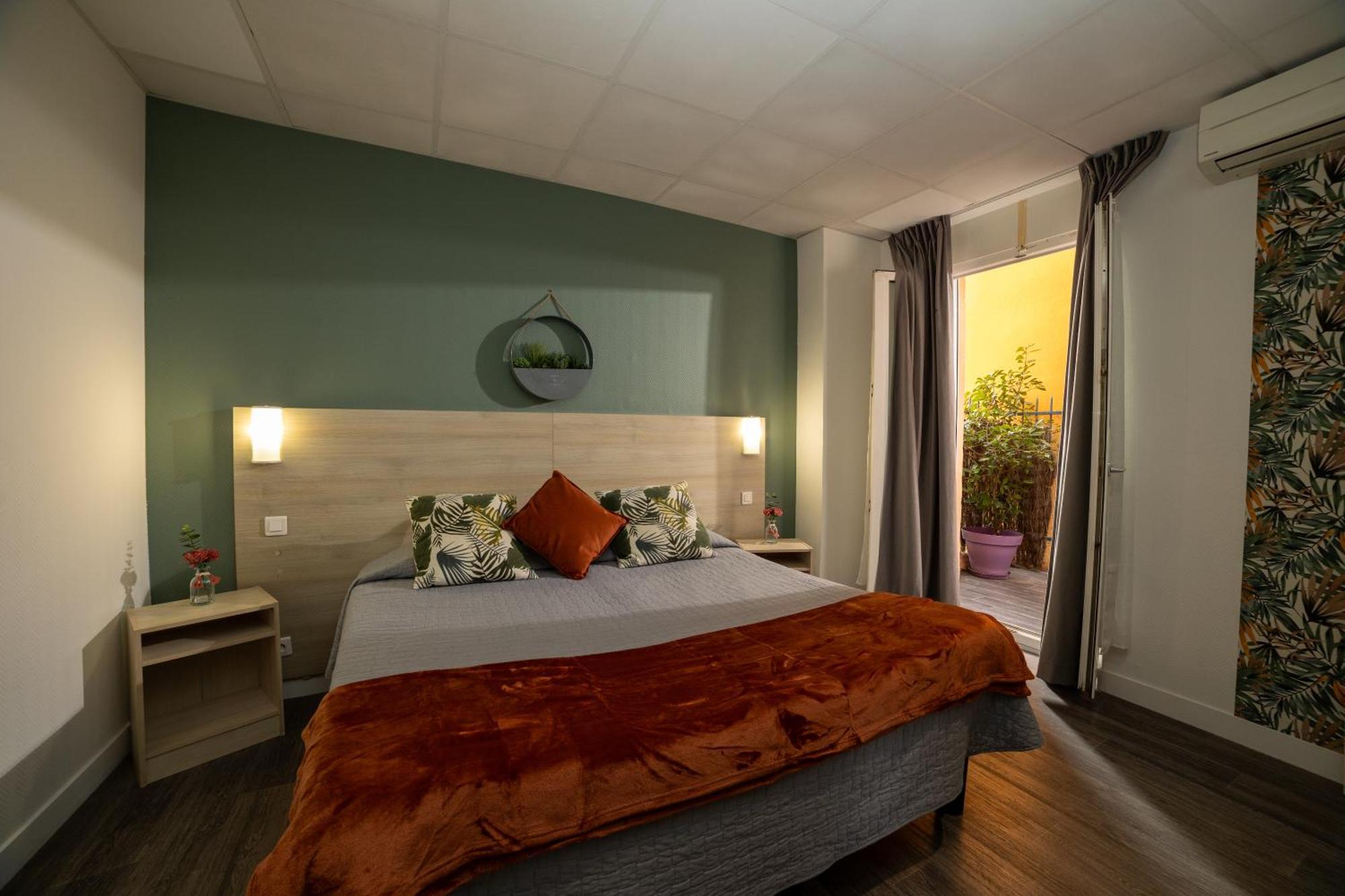 Parisien Hotel Menton