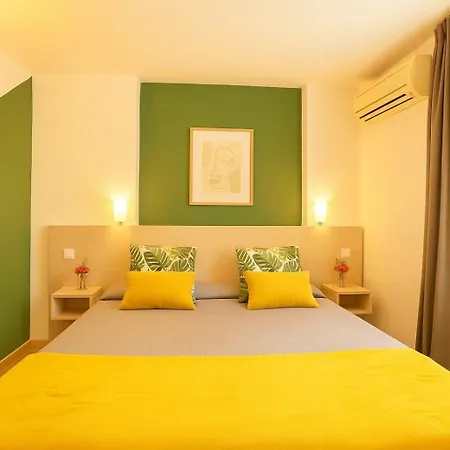 Hotel Parisien Menton Exterior photo