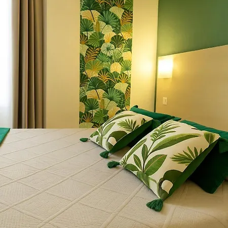 Hotel Parisien Menton Exterior photo